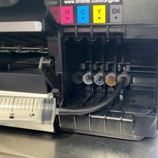 Seringa com Mangueira Preta para Cabeçotes Epson e Brother | Unidade na Sulink